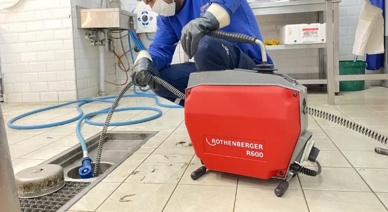 Şekerpinar Tesisatci Gider Mutfak Açma 